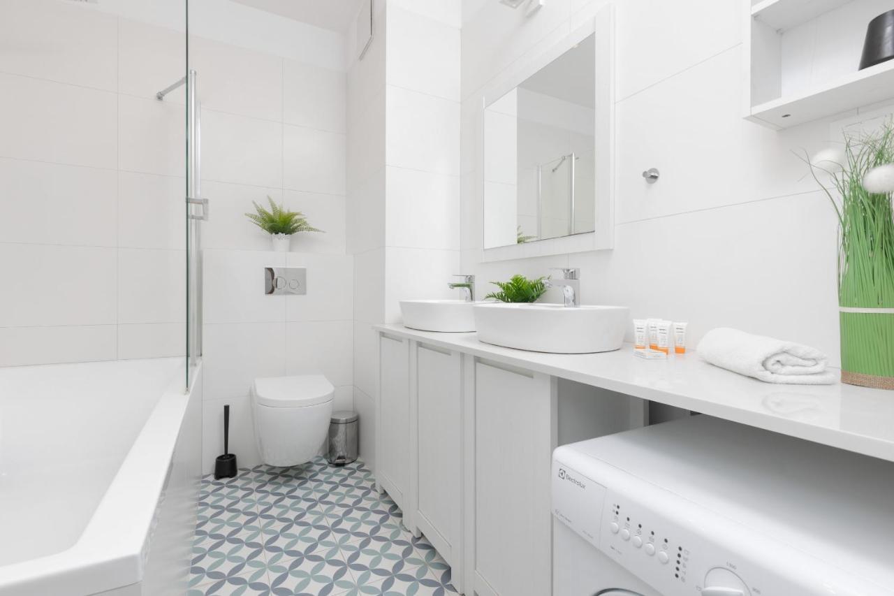 Warsaw Apartment Sierakowskiego By Noclegi Renters Екстер'єр фото
